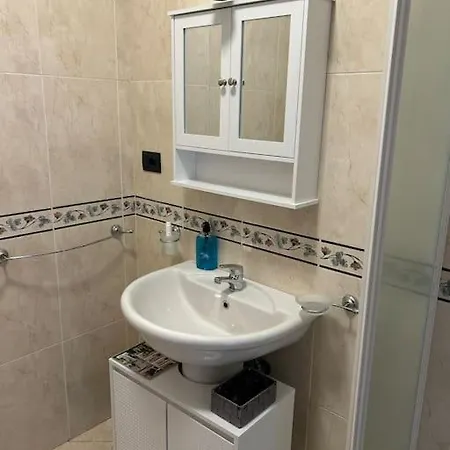 Roma Est